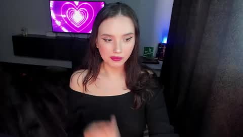 Dora Charmer online show from 03.04.26