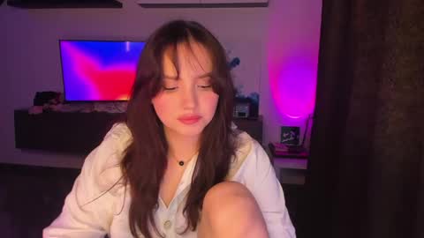Dora Charmer online show from 05.18.26