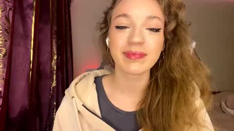 Alisa online show from 11.22.25