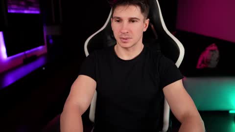 Dorian Reyes online show from 01.16.25