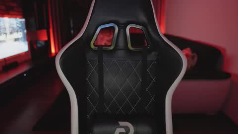 Dorian Reyes online show from 12.02.25