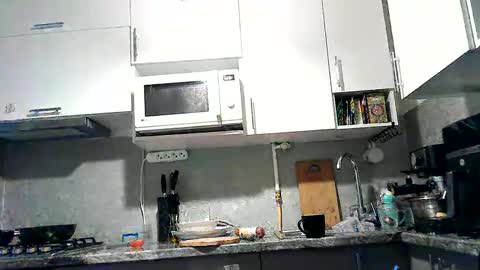 Dorrie Ann online show from 09.21.25