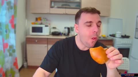 Sasha online show from 12.24.24