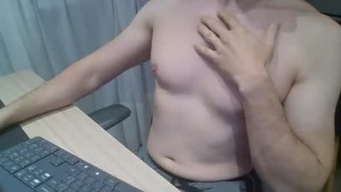 Snapshot of dotadobnu chatting on 05.01.26 Dotado Rafael online show from 05.01.26