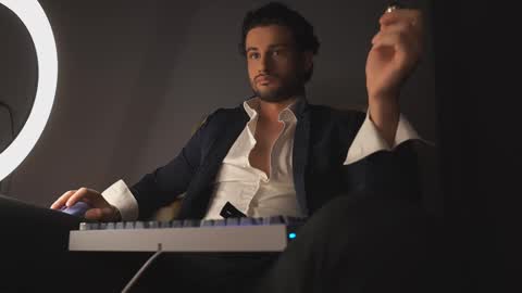 Keen online show from 03.05.25