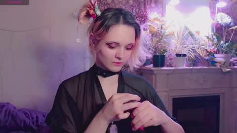 Angie online show from 12.22.25