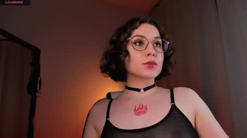 Snapshot of doublee_trouble chatting on 03.04.25 Eva ana Liza online show from 03.04.25