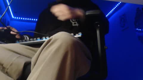 douglas_drake online show from 02.19.25