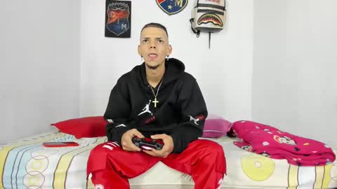 douglas_gallegos online show from 12.02.24