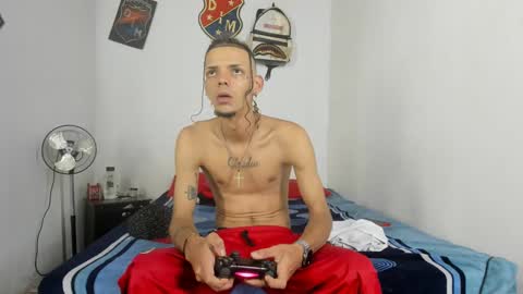 douglas_gallegos online show from 01.11.25