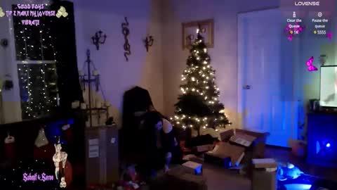 DownWithTheThiccness online show from 12.24.24