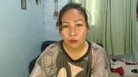 doyouwantme143 online show from 09.29.25