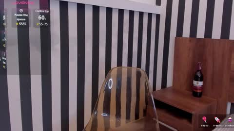 Lissa  Or DRACARYSS your dragon Queen  online show from 12.11.24