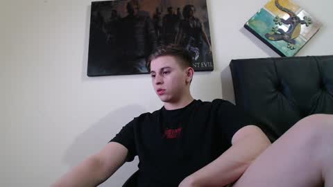 Snapshot of draco_boy2000 chatting on 12.09.24 draco_boy2000 online show from 12.09.24