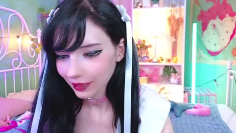 Draculaura online show from 12.04.24