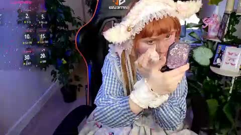 Snapshot of draculaura_ chatting on 06.27.26 Draculaura online show from 06.27.26