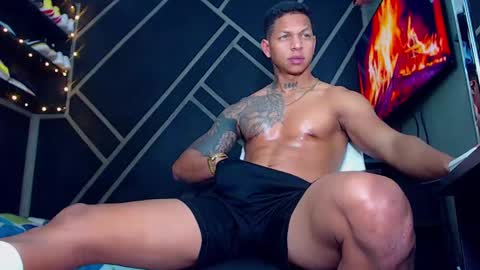 Snapshot of drake_jhonson08 chatting on 01.16.25 Drake online show from 01.16.25