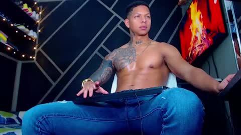 Snapshot of drake_jhonson08 chatting on 01.24.25 Drake online show from 01.24.25