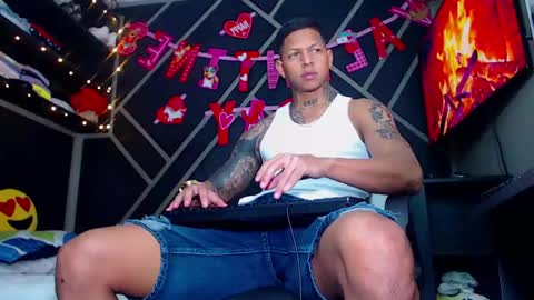 Snapshot of drake_jhonson08 chatting on 02.15.25 Drake online show from 02.15.25