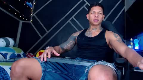 Drake online show from 12.20.25