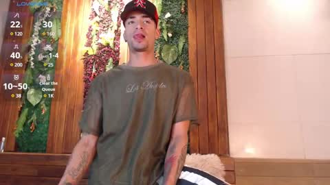 Snapshot of drakeneumann chatting on 02.23.25 Drake Neuman online show from 02.23.25