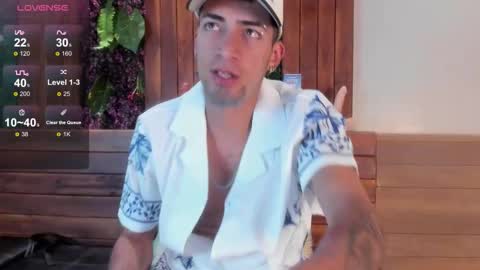 Snapshot of drakeneumann chatting on 09.16.25 Drake Neuman online show from 09.16.25