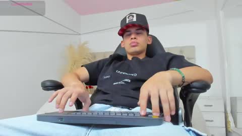 Snapshot of drakostone chatting on 04.02.26 Drako online show from 04.02.26