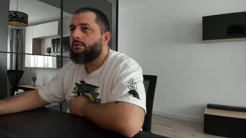 Snapshot of dravenpeak chatting on 09.10.25 DravenPeak online show from 09.10.25