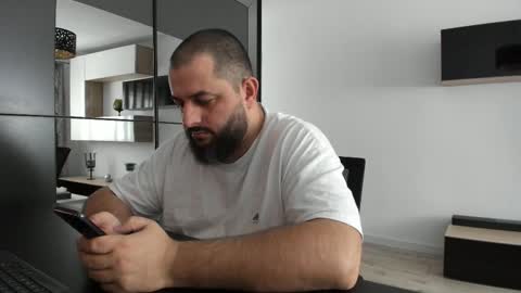 Snapshot of dravenpeak chatting on 09.23.25 DravenPeak online show from 09.23.25