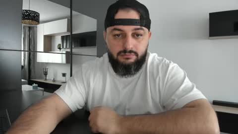 Snapshot of dravenpeak chatting on 10.30.25 DravenPeak online show from 10.30.25