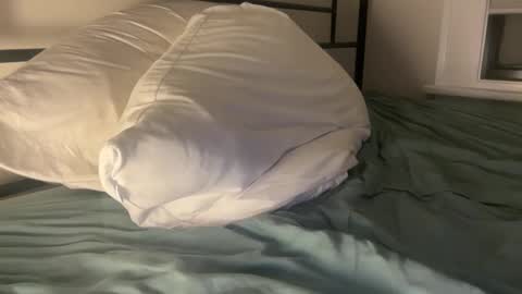 dre0000000 online show from 10.17.25