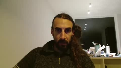 Snapshot of dread1990 chatting on 05.20.26 new profile Aircum99 online show from 05.20.26