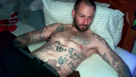 Snapshot of dreaded_folks chatting on 09.17.25 dreaded_folks online show from 09.17.25