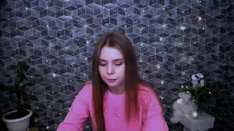 Snapshot of dream_mari chatting on 11.18.25 Mari online show from 11.18.25