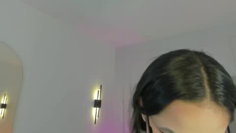 N E N A  online show from 09.28.25