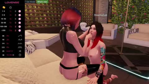 Snapshot of dream_sunshine chatting on 12.06.24 Chris online show from 12.06.24