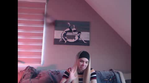 A girl online show from 01.06.25