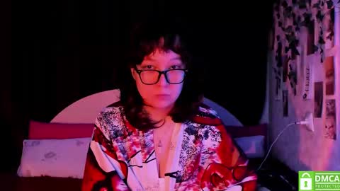 Snapshot of dreamgirllove chatting on 10.09.25 Billy online show from 10.09.25