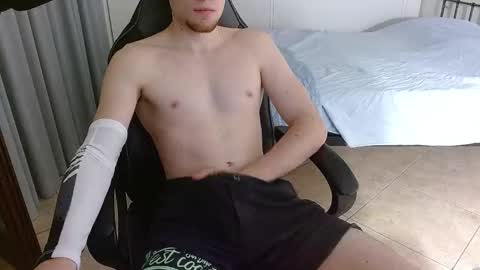 DreamBoy online show from 09.19.25