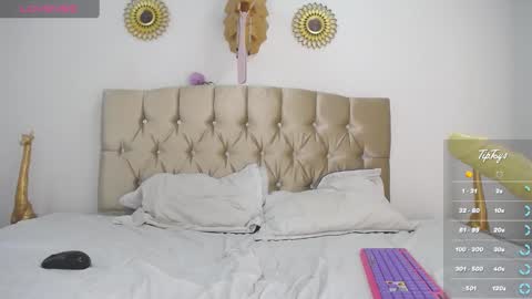 Sophia online show from 03.02.25