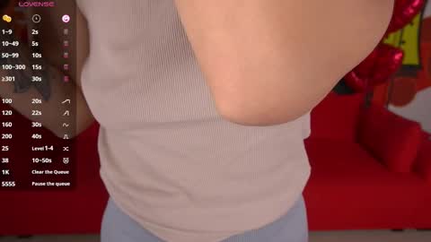 Lina online show from 02.19.25