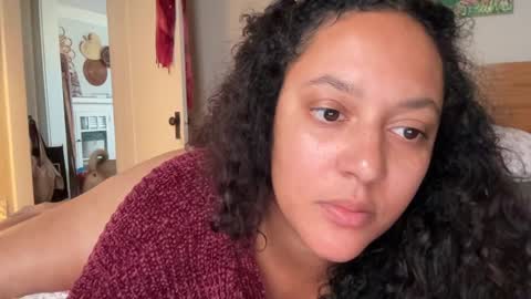 RIRI OR DREAMY online show from 01.29.25