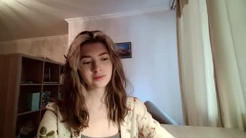 Snapshot of dremazwahlen chatting on 03.06.26 Dia online show from 03.06.26