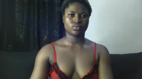 dripping_luna online show from 01.05.25