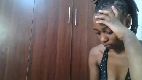 Snapshot of drippingqueenxoxo chatting on 04.04.26 drippingqueenxoxo online show from 04.04.26