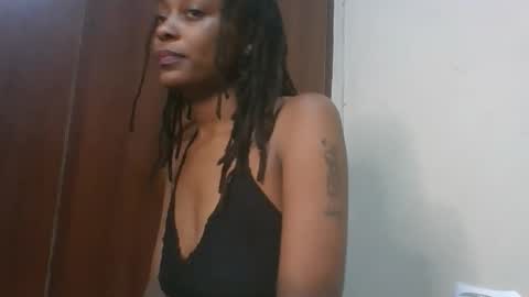 Snapshot of drippingqueenxoxo chatting on 04.06.26 drippingqueenxoxo online show from 04.06.26