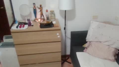 drippingwetpussies online show from 12.04.24