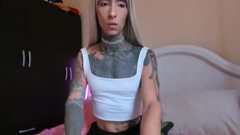 drippyorlove online show from 01.27.25