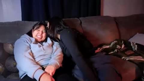 Snapshot of drizzypeach602 chatting on 11.26.25 Drizzypeach602 online show from 11.26.25