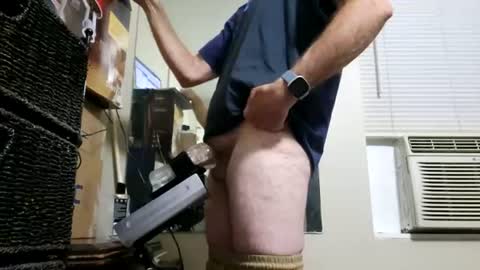 Snapshot of drmbigg chatting on 06.26.26 Hello Hope you enjoy what you see. I love attention in dirty talk and tips thickcock edging precum dirtyTalk C2C online show from 06.26.26